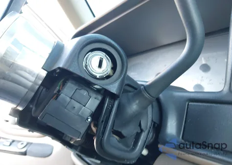 1996 Chevrolet Tahoe C1500 from USA, damaged, VIN 3GNEC18R6TG150126